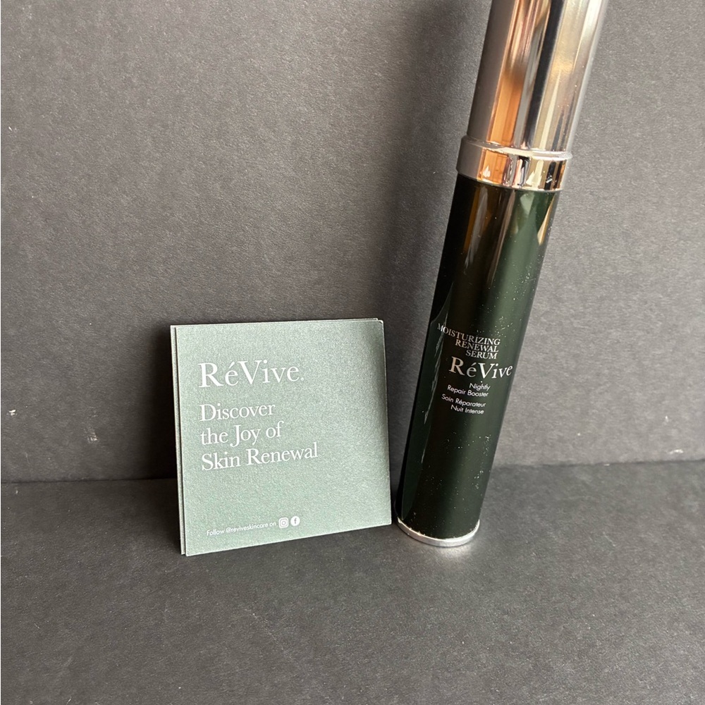 Moisturizing Renewal Serum - Black and Silver